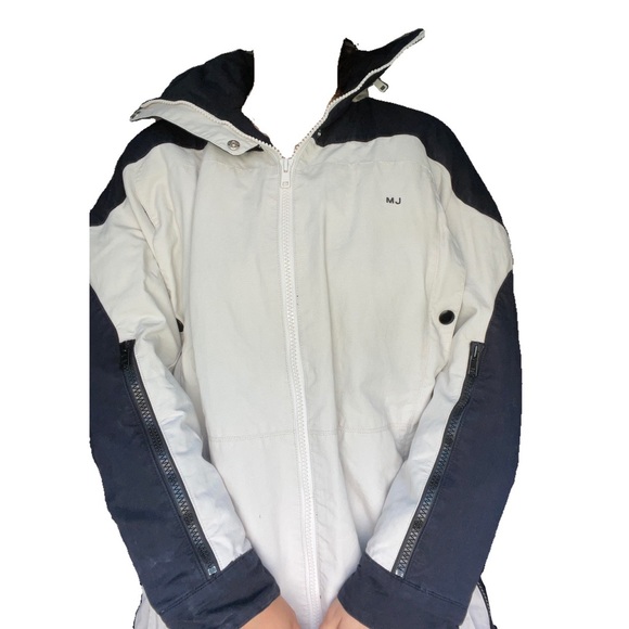 Marc Jacobs White and Black Jacket - Picture 5 of 5